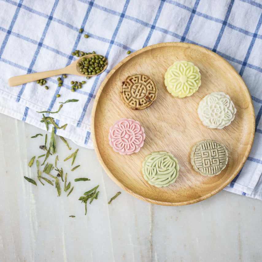 Mochi Snowskin Mooncakes Variety Box (8pcs)